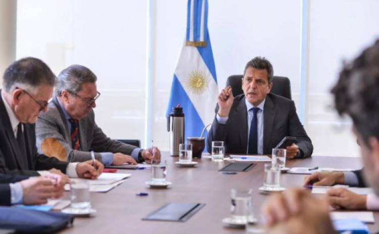 El Gobierno realiza designaciones transitorias en Economía y el Indec