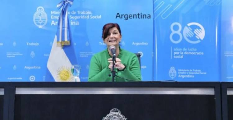 El Gobierno multará a empresas que no paguen el bono anunciado por Massa
