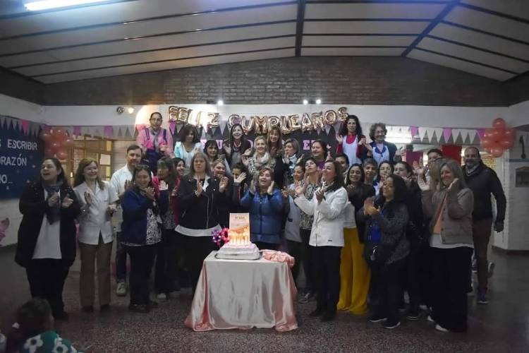 Felices 80 años escuela n° 1001 Santiago Puzzi