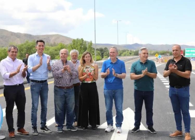 Schiaretti y Llaryora habilitaron un nuevo tramo de la Autovía Punilla