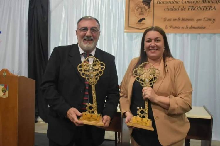 Por primera vez se hizo entrega de "La llave de la ciudad"