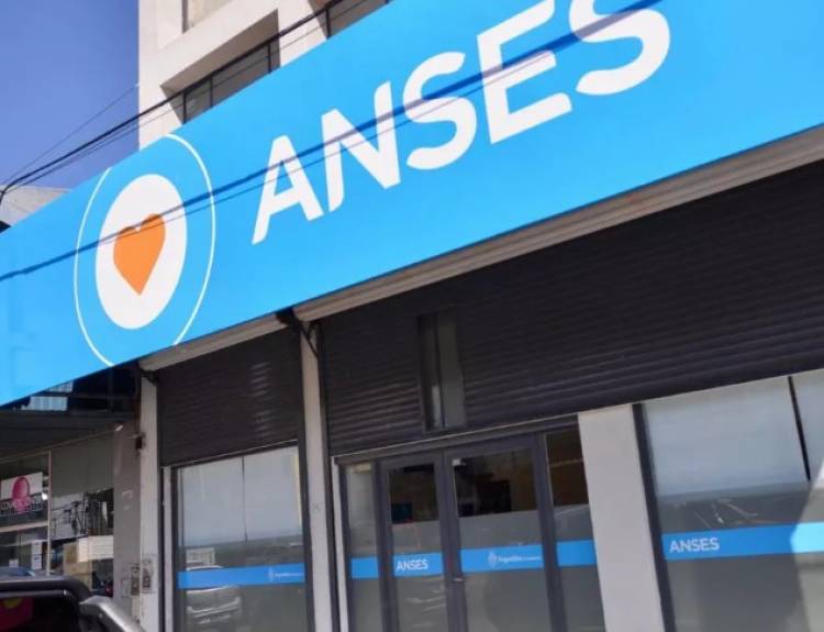 Por la "emergencia previsional", el Gobierno suspendió los Créditos Anses