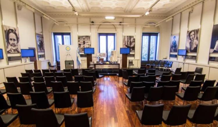 En el 8M, el Gobierno cambió el nombre del Salón de las Mujeres de Casa Rosada a Salón de los Próceres