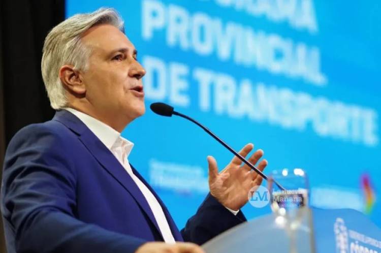 Llaryora se quejó de la quita de subsidios: "Eso hizo que se dispararan las boletas de luz"