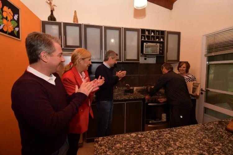 El gas natural llega a más barrios de la ciudad