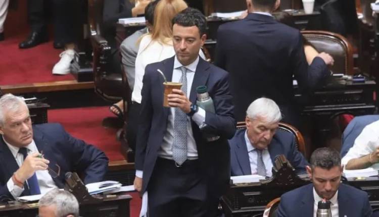 Sesión clave: con el Congreso vallado, Diputados se prepara para aprobar la Ley Bases y el paquete fiscal
