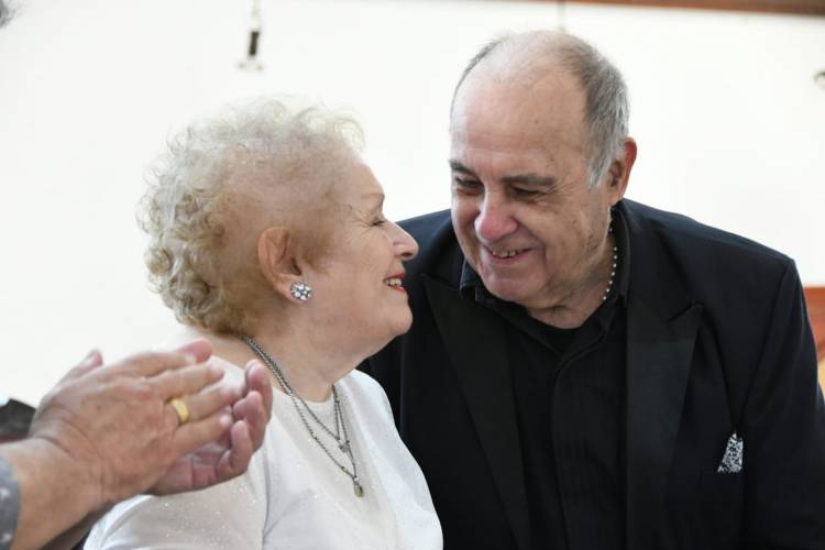 Siguen apostando al amor, la unión matrimonial y la familia