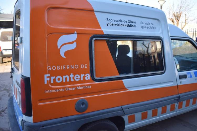 Trabajos en el taller mecánico municipal