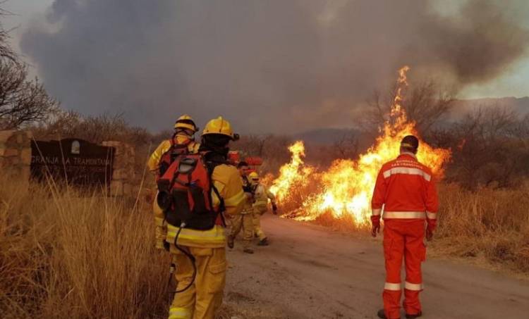 Incendios: sin apoyo oficialista, el Senado declaró la emergencia ambiental por 180 días en Córdoba
