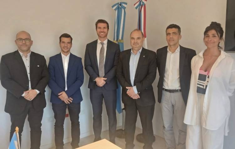 Funcionario de la embajada de EE.UU. tomó contacto con el ecosistema científico-tecnológico cordobés