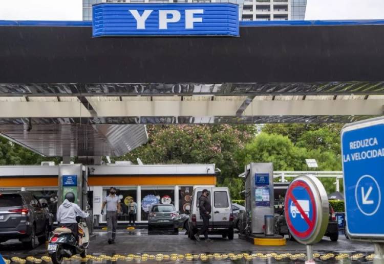 Con el arranque de noviembre, aumentaron la nafta y el gasoil: la suba fue alrededor del 3%