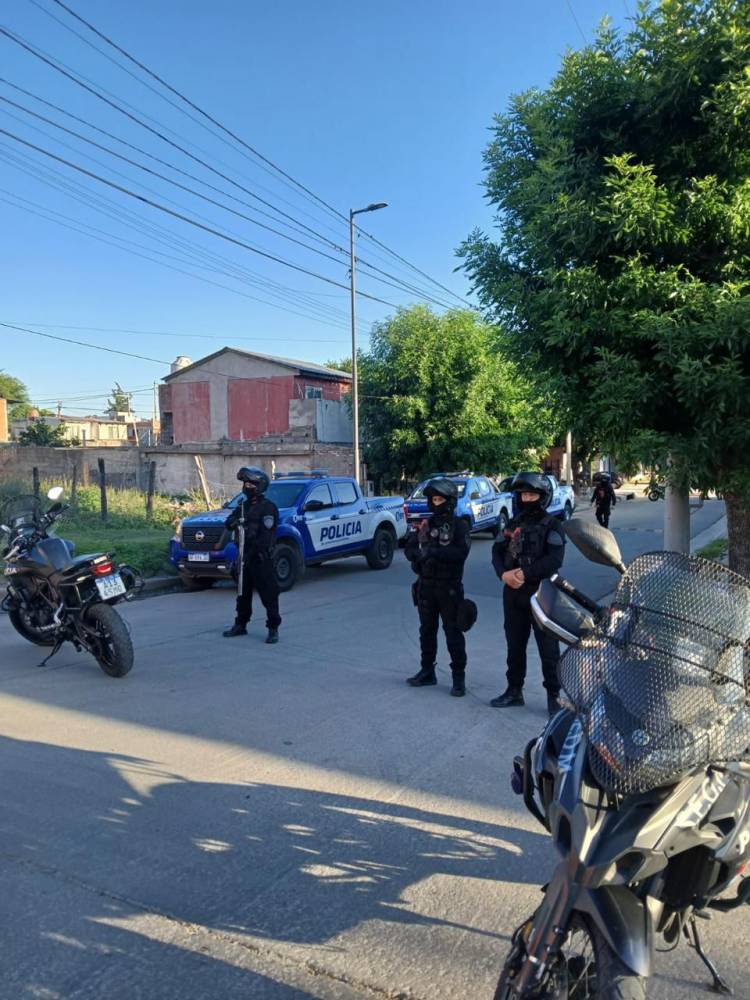 Allanamientos positivos: Detenciones y secuestros por diversos delitos