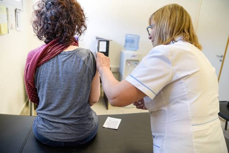 Dengue: afiliados de APROSS podrán adquirir la vacuna con 30?descuento