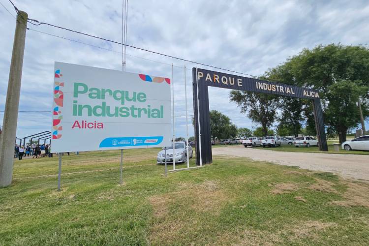 Departamento San Justo: la Provincia entregó aportes para infraestructura de parques industriales