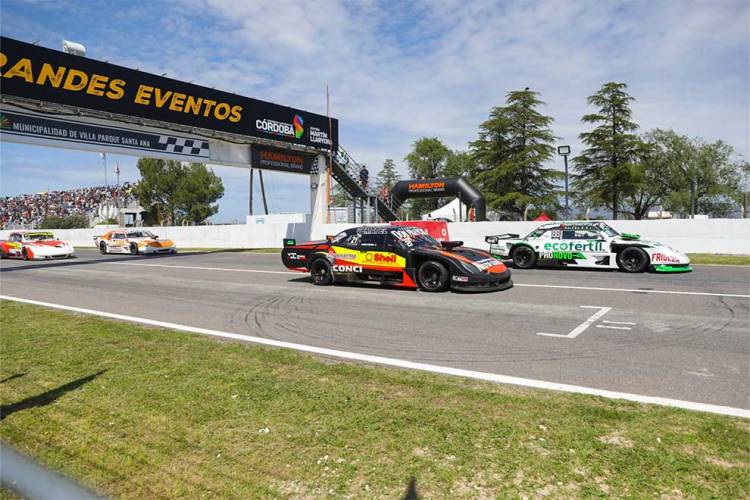 Turismo Carretera 2000: arranca la competencia con biocombustible cordobés