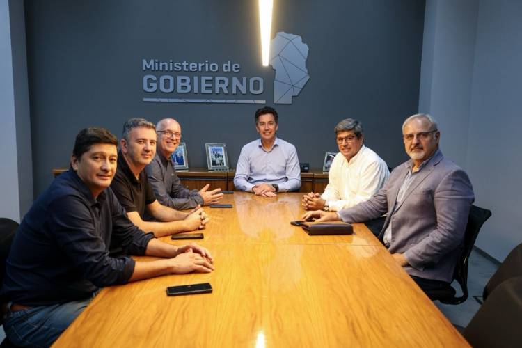Manuel Calvo recibió a las autoridades del Foro de Intendentes del radicalismo