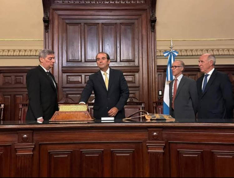 Tras el rechazo en el Senado, Manuel García-Mansilla renunció a la Corte Suprema