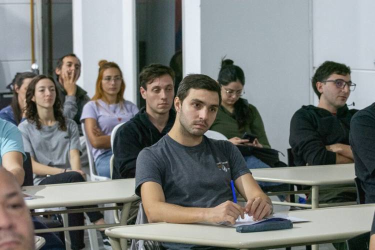 San Francisco: Comenzó el trayecto formativo en Robótica Industrial de la UPC