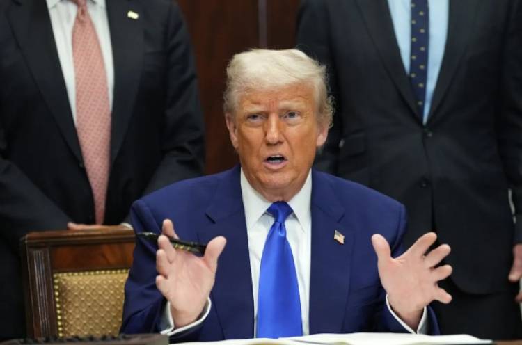 Estados Unidos: Trump firmó un decreto que reduce los precios de los medicamentos hasta un 90%