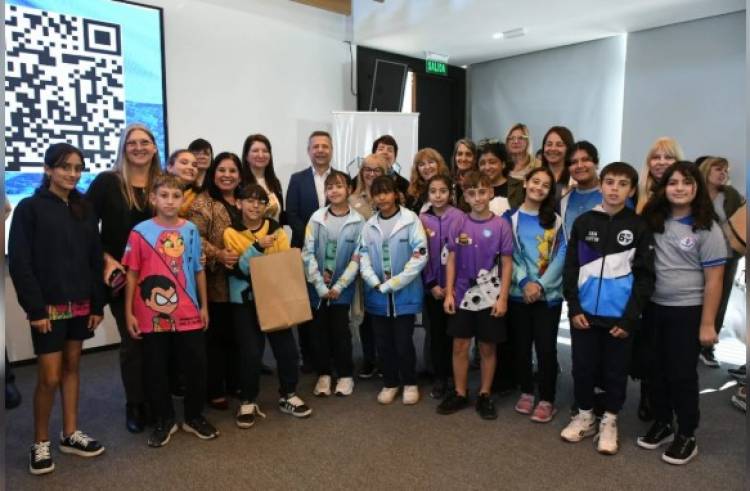 Nueva edición del Operativo Celeste y Blanco con gran participación de la comunidad educativa