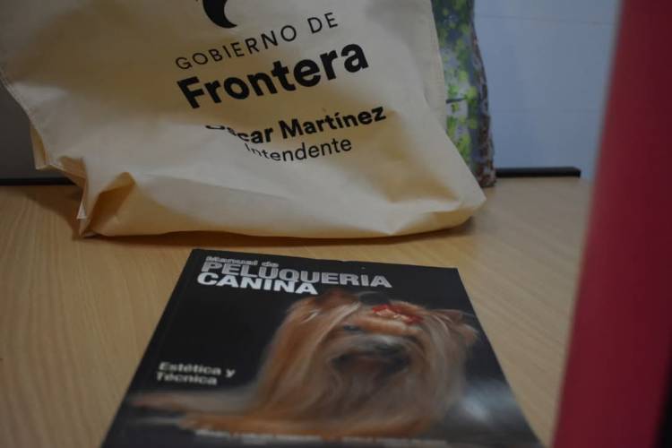 Comenzó el taller de la peluquería canina