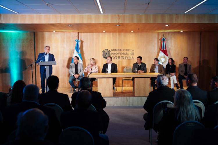 Infraestructura escolar: La Provincia financia obras con una inversión histórica de $8.400 millones
