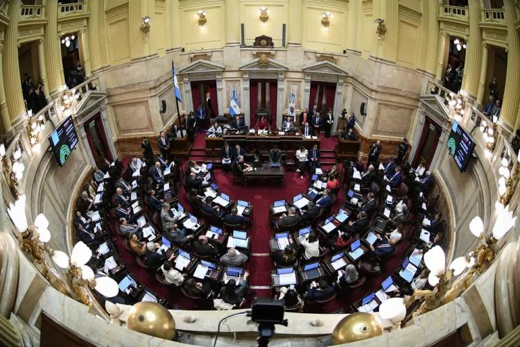Frente al ajuste contra las provincias, gobernadores presentan proyectos para modificar la coparticipación