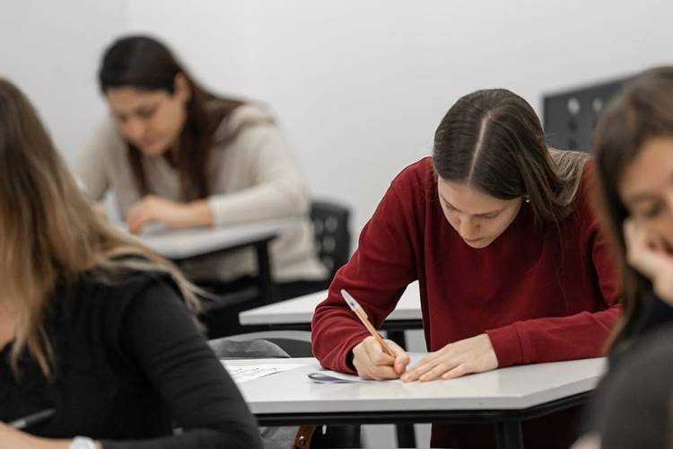 Abre el segundo llamado a residencias en salud 2025: hay 170 becas disponibles