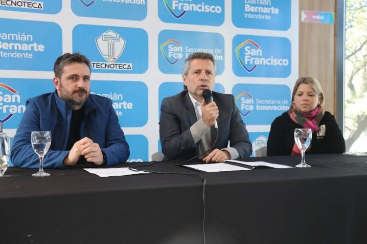 Anuncian obras claves en barrio Parque de San Francisco: pavimentación y entubado de canal pluvial