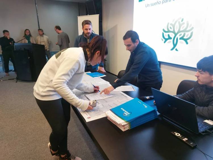 San Francisco: adjudicatarios de “La Arbolada” comenzaron a elegir la ubicación de sus lotes