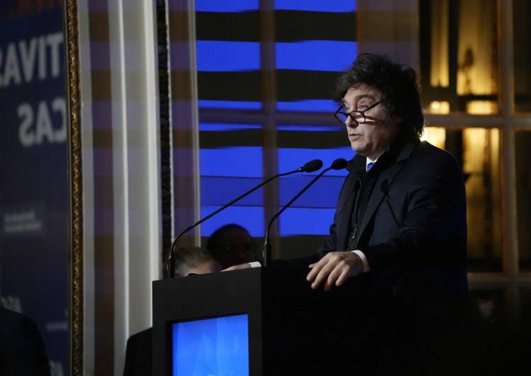Milei criticó el freno al veto de la Emergencia en Discapacidad: "Un espectáculo macabro"
