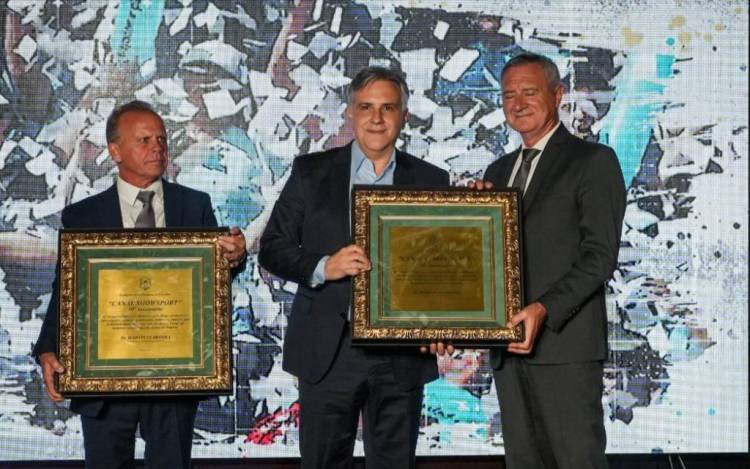 Llaryora participó del aniversario de Canal C y ShowSport