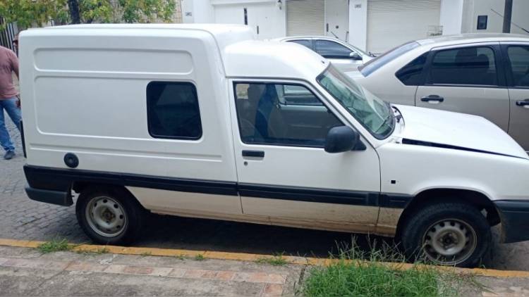 Recuperan camioneta sustraída días atrás en la ciudad