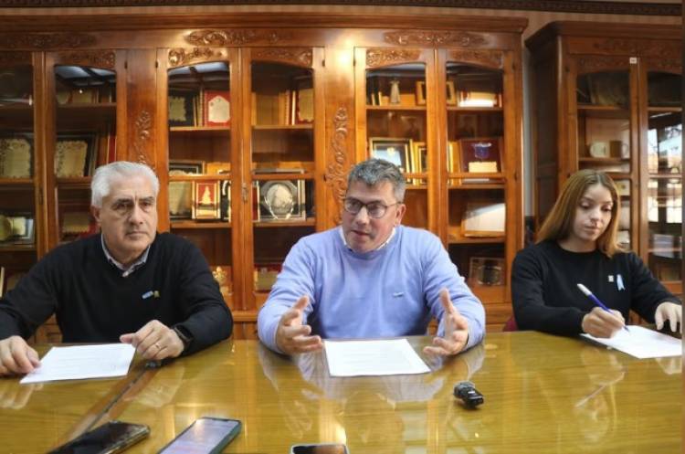 Bomberos Voluntarios de San Francisco realiza actividades por su 90° aniversario y lanzaron un concurso para diseñar el isologo oficial