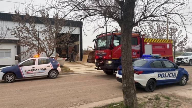 Controlaron un principio de incendio en una fábrica del Parque Industrial