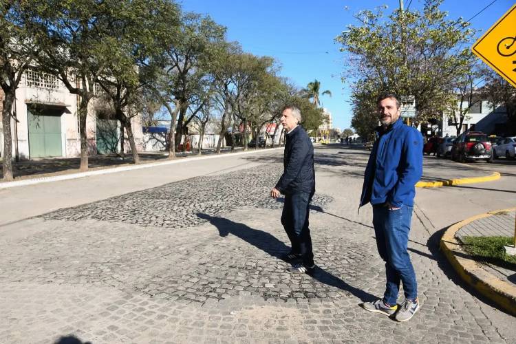 Habilitaron nuevamente el tránsito frente a la Terminal tras finalizar la reparación del adoquinado