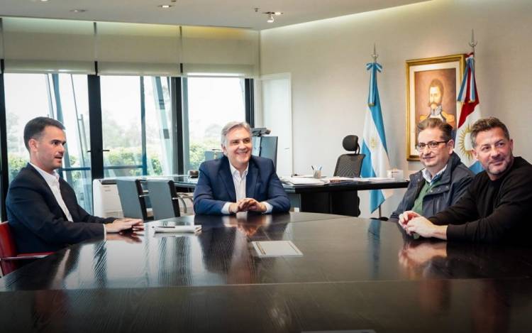 Llaryora recibió al intendente electo de Marcos Juárez, Germán Font