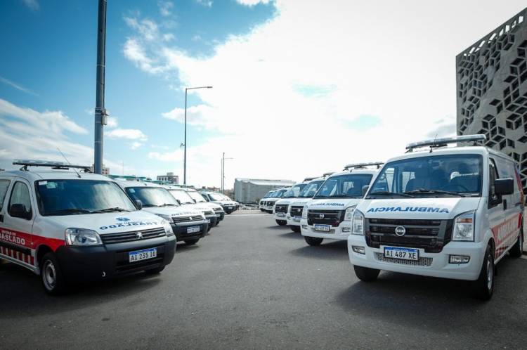 Intendentes destacan el impacto de las nuevas ambulancias en la atención y los traslados